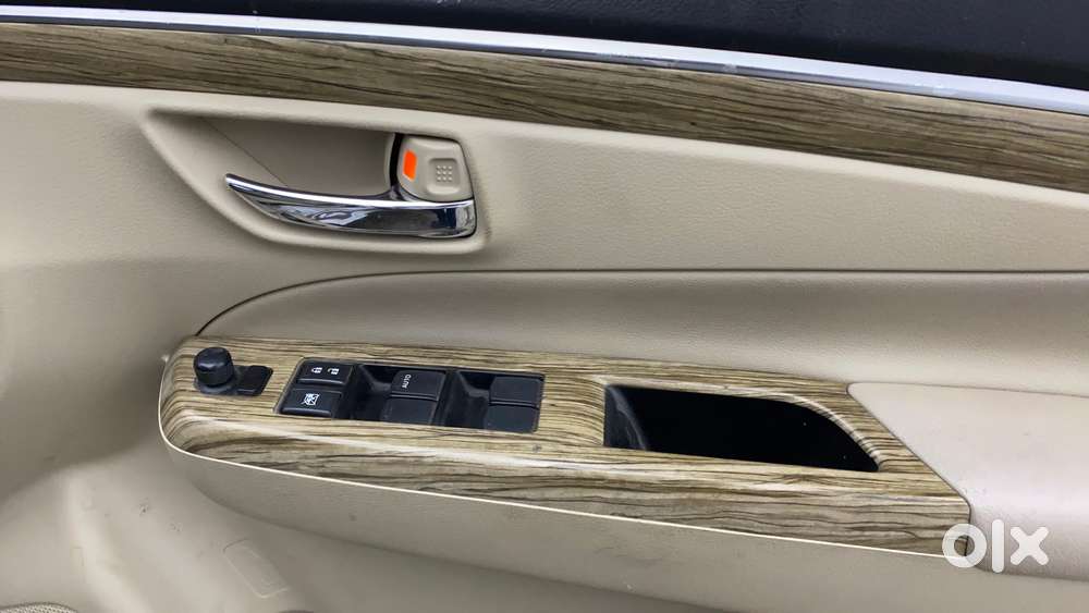 Maruti Suzuki Ciaz 1.5 Alpha Shvs Petrol, 2018, Petrol