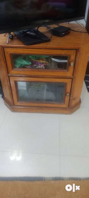 Olx old store tv stand