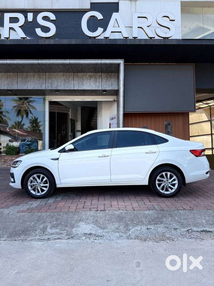 Skoda Slavia 1.0 Ambition Tsi At, 2025, Petrol