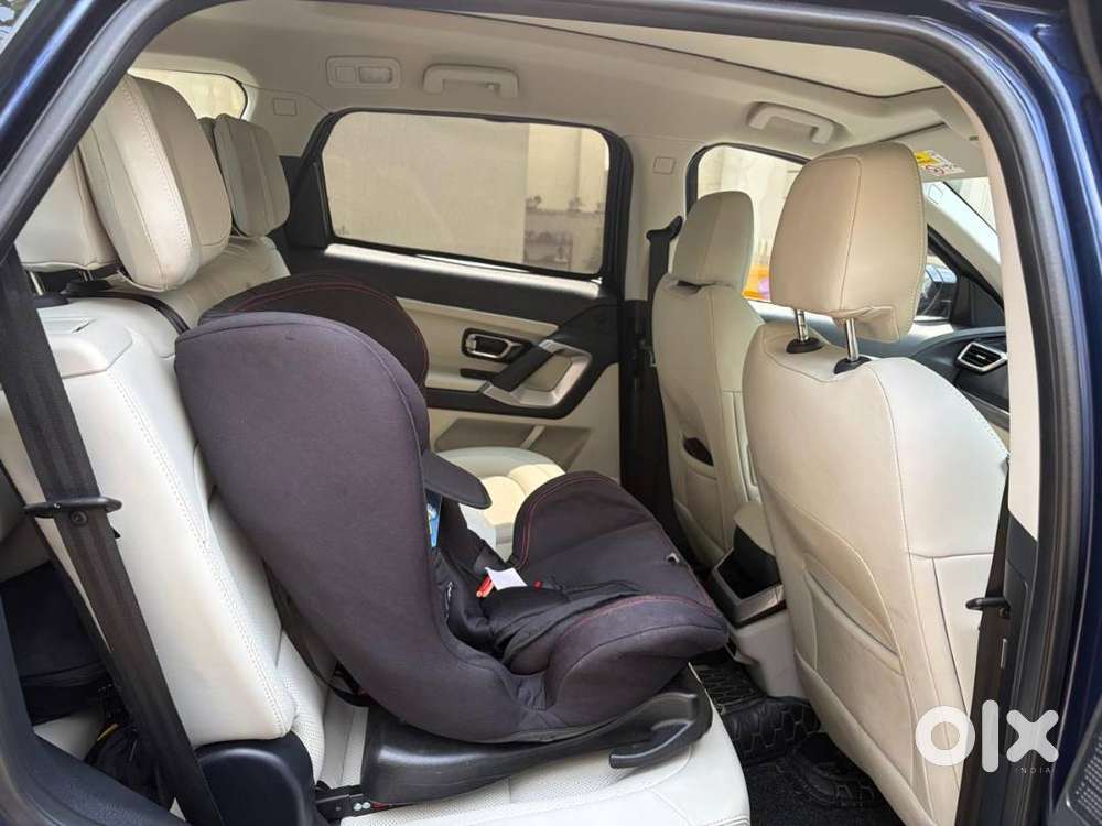 2023 Tata Safari Xza+