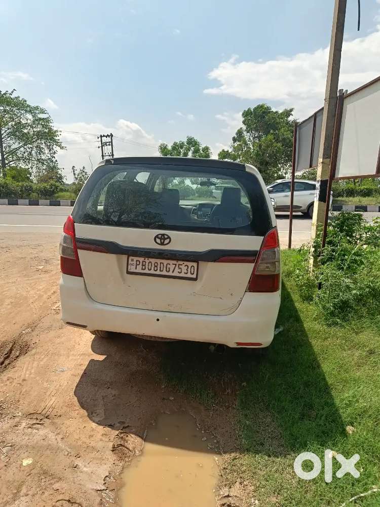 Toyota Innova 2011 G2 Diesel Well Maintained