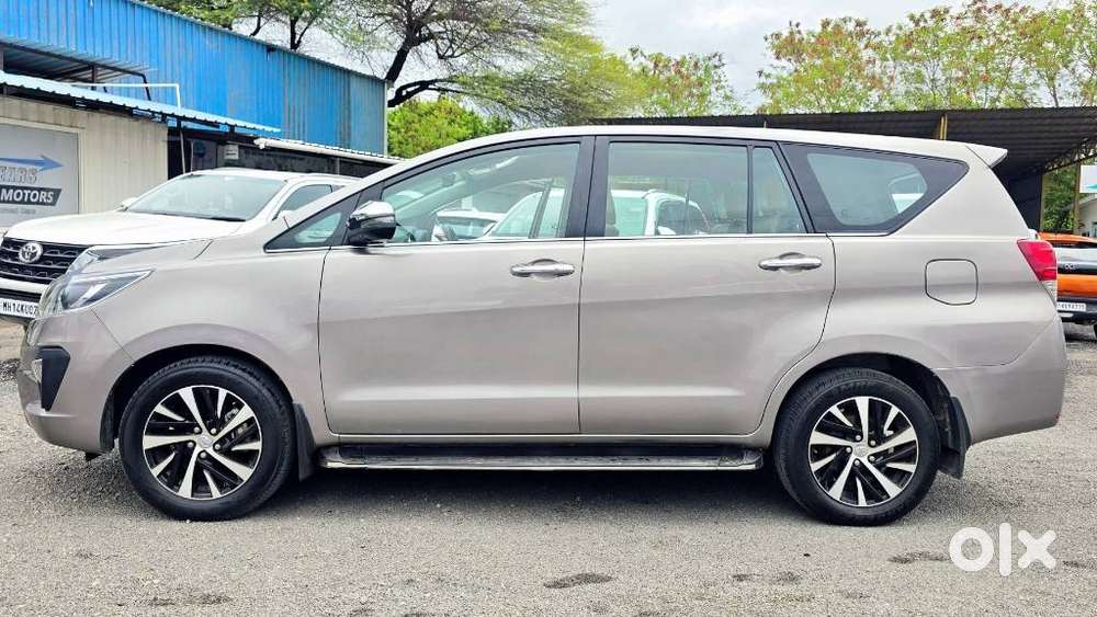 Toyota Innova Crysta 2.8 Zx At, 2022, Diesel