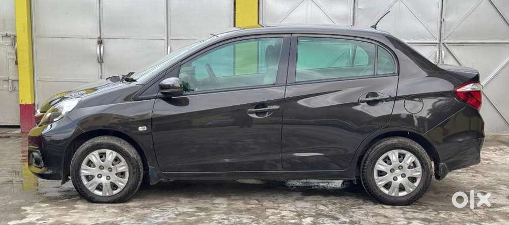 Honda Amaze 2nd Gen, 2017, Petrol