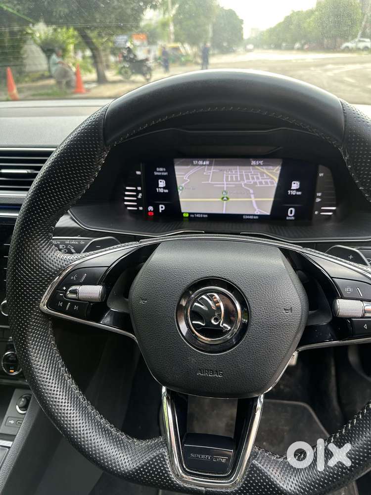 Skoda Superb Sportline 1.8 Tsi At, 2021, Petrol
