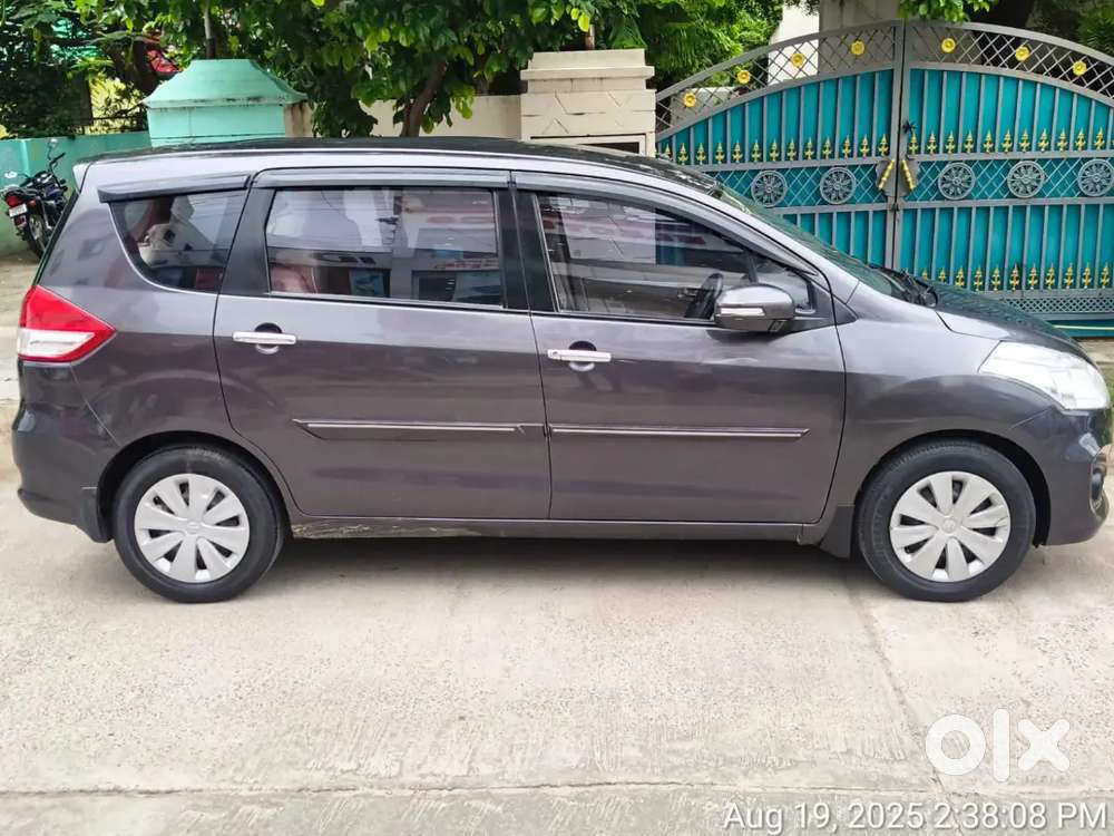 Maruti Suzuki Ertiga 2016 Diesel 130000 Km Driven