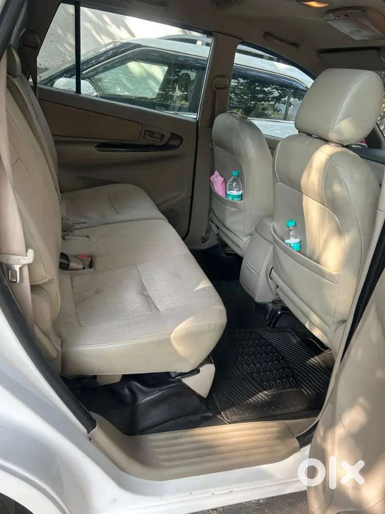 Toyota Innova 2.5 G Available For Sale