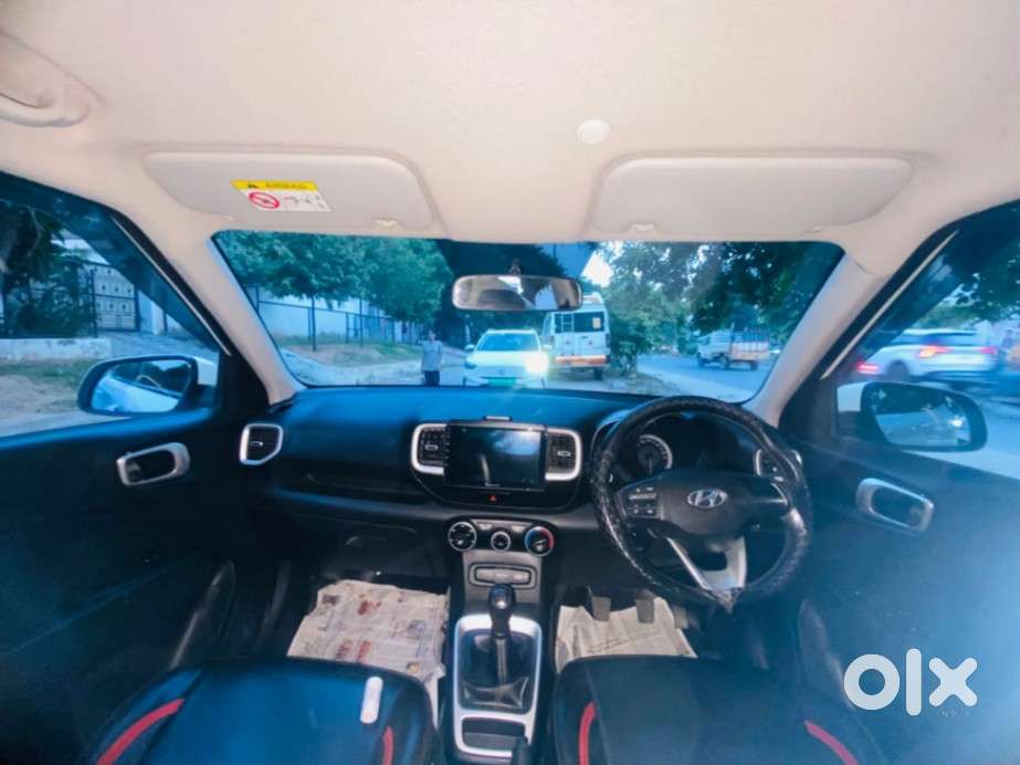 Hyundai Venue, 2021, Petrol