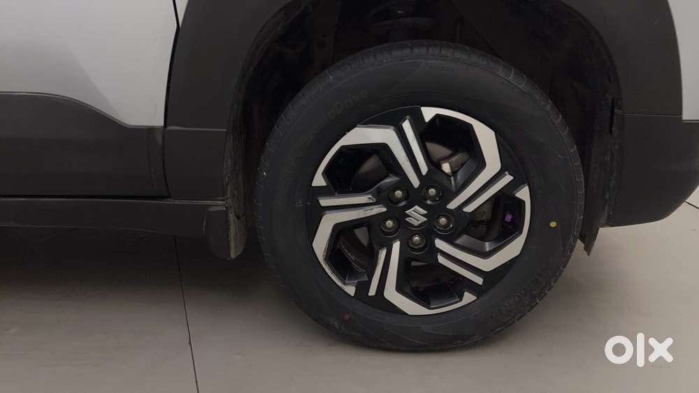 Maruti Suzuki Brezza Zxi Plus At, 2022, Petrol