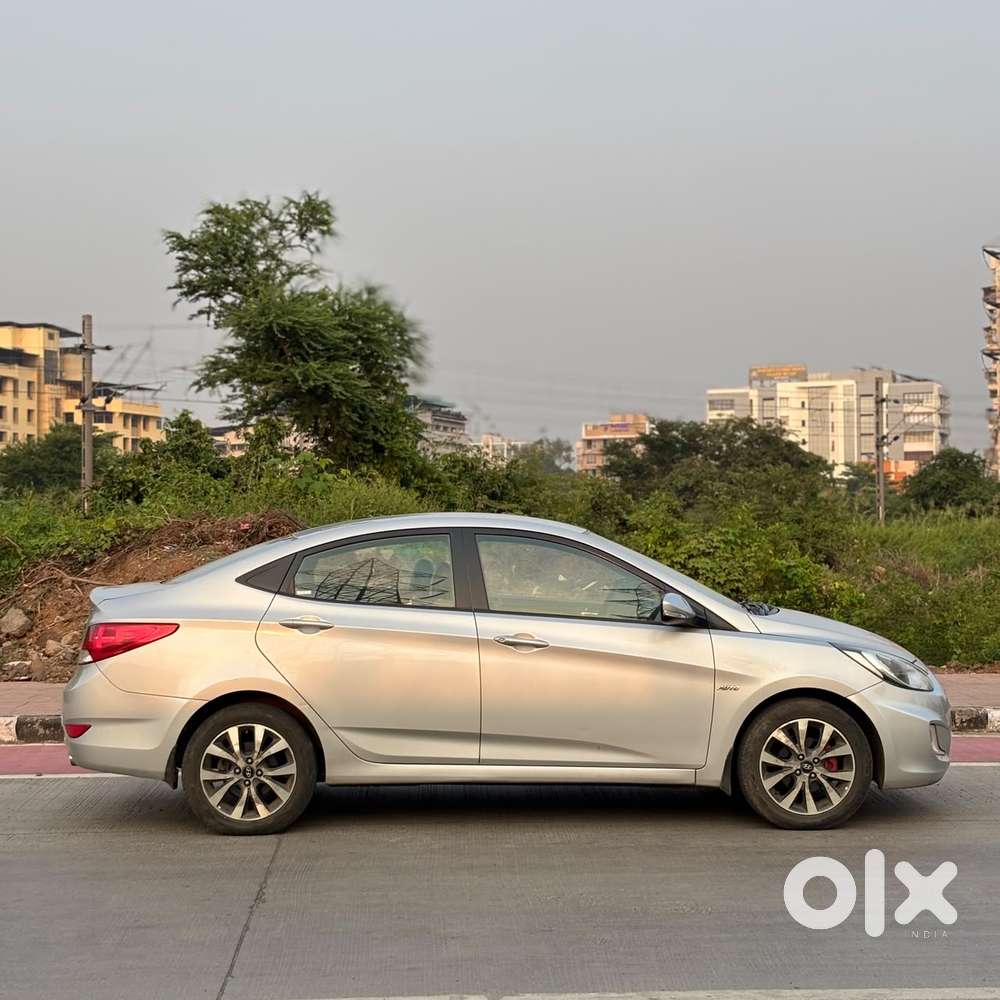 Hyundai Venue, 2014, Petrol