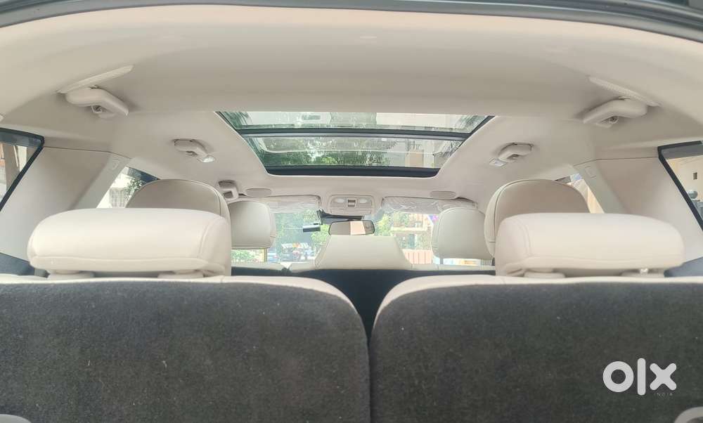 Mahindra Xuv700 2.2 Ax 7 Diesel Mt Luxury Pack Str, 2023, Diesel