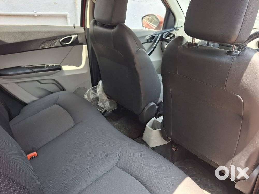 Tata Tiago 1.2 Revotron Xza, 2019, Petrol