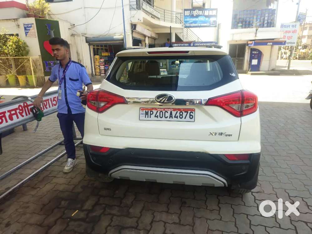 Mahindra Xuv300 2021 Petrol 37000 Km Driven
