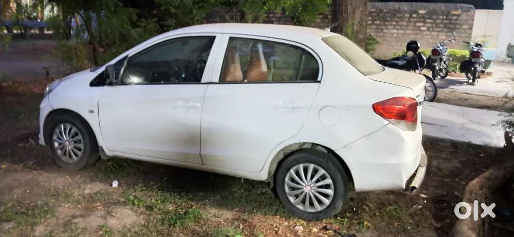 Honda Amaze 2015 Diesel Well Maintained