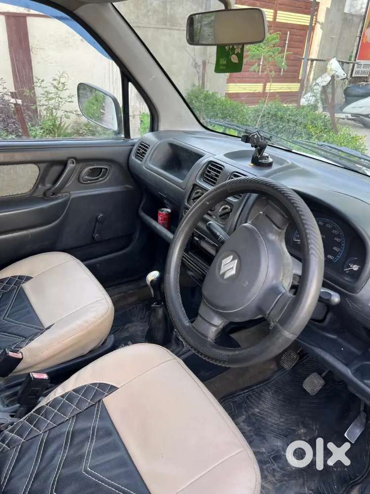 Car In Home Engine Gare Paint Okkk 29 Tak Passs