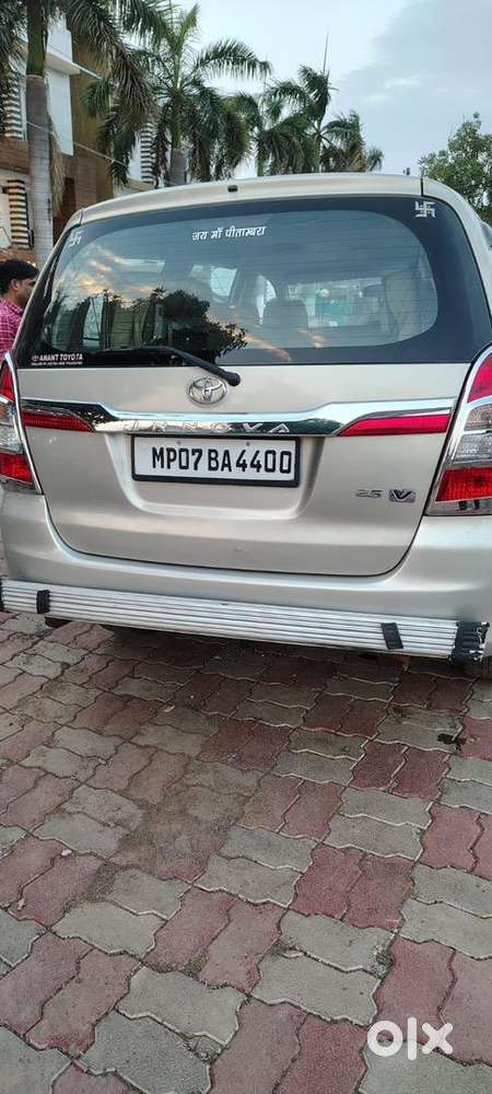 Toyota Innova Car Diesel 2014