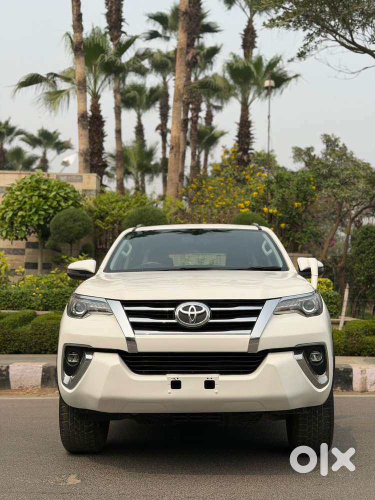Toyota Fortuner 4x2 Mt 2.7 Petrol, 2020, Petrol