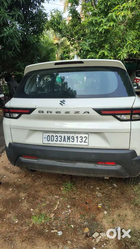 Maruti Suzuki Brezza Lxi 2024