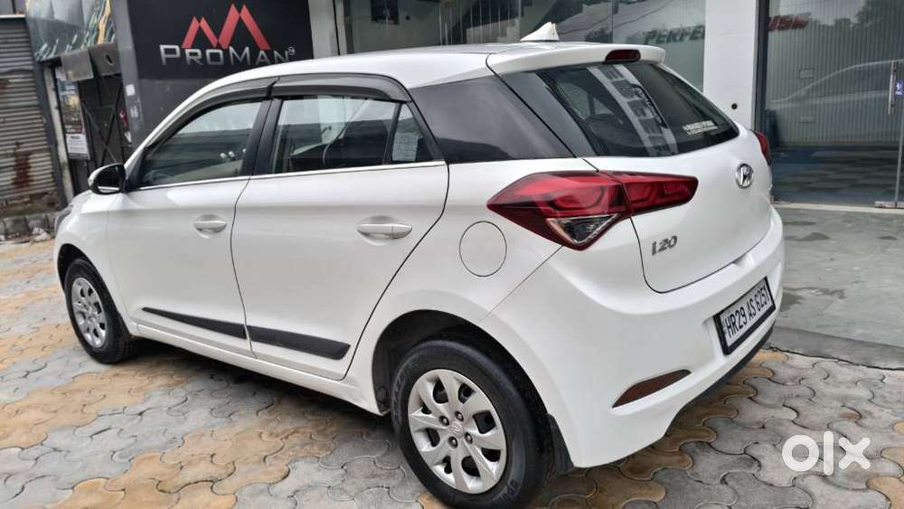 Hyundai I20 Sportz 1.2 Bs-iv, 2018, Petrol