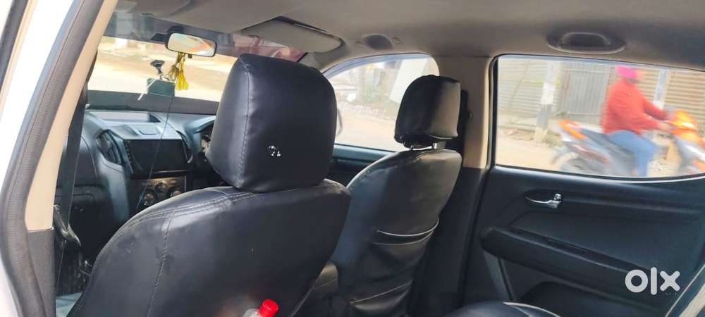 Isuzu D-max V-cross Standard, 2021, Diesel