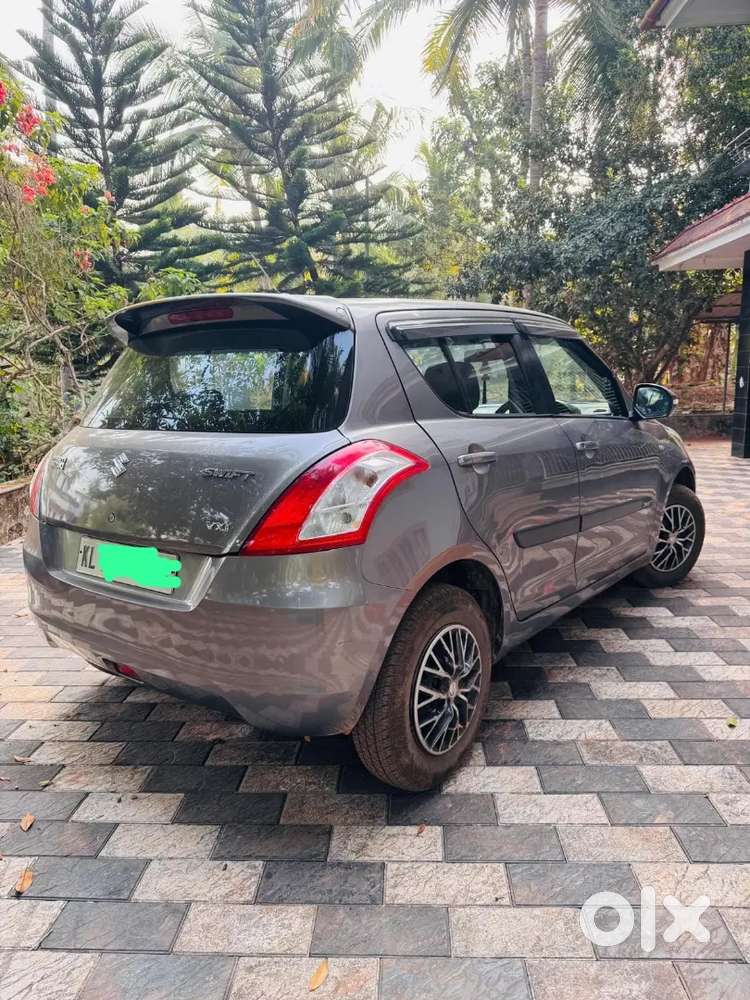 Maruti Suzuki Swift Vxi 2015