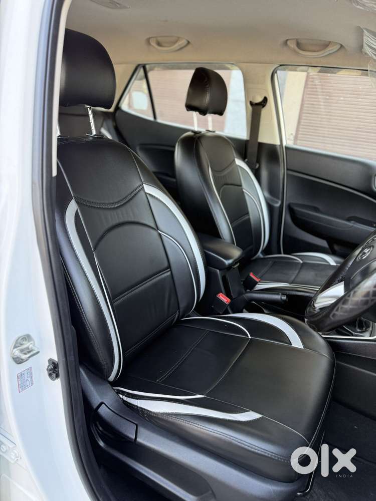 Hyundai Venue S Turbo, 2021, Petrol