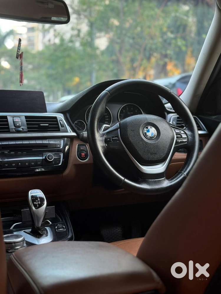 Bmw 3 Series 2.0 320i Luxury Line, 2017, Petrol