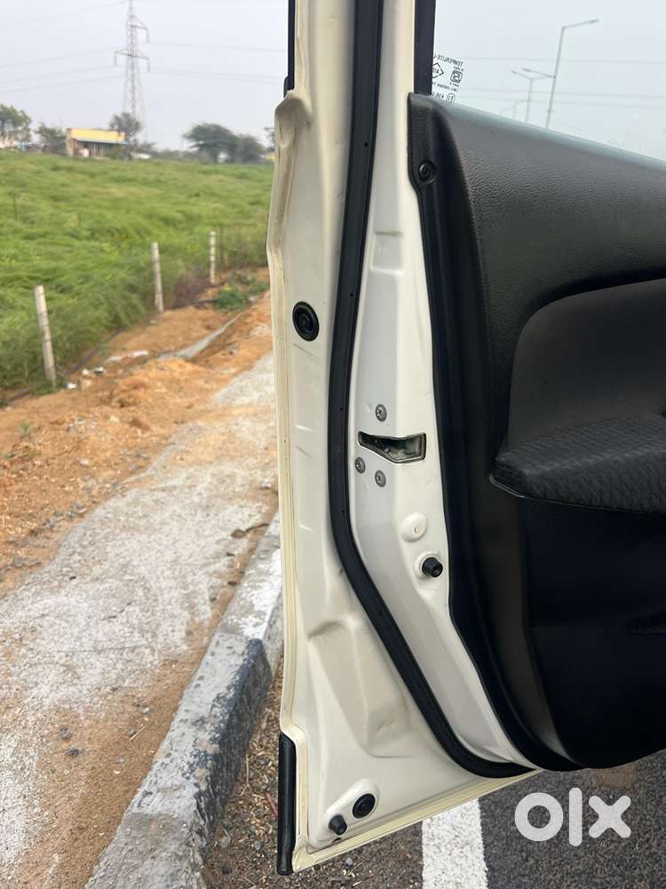 Maruti Suzuki S-cross 2016 Diesel Well Maintained