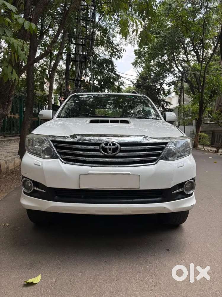 Toyota Fortuner 2015 Diesel Well Maintained