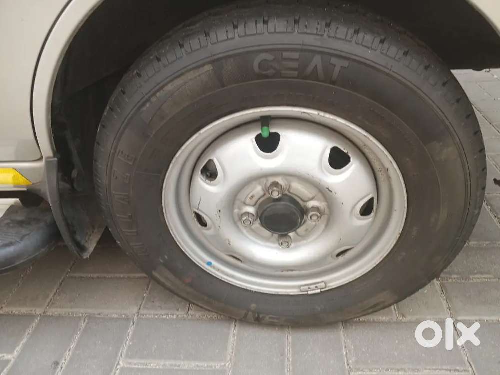 Mobile Car Detailing Studio