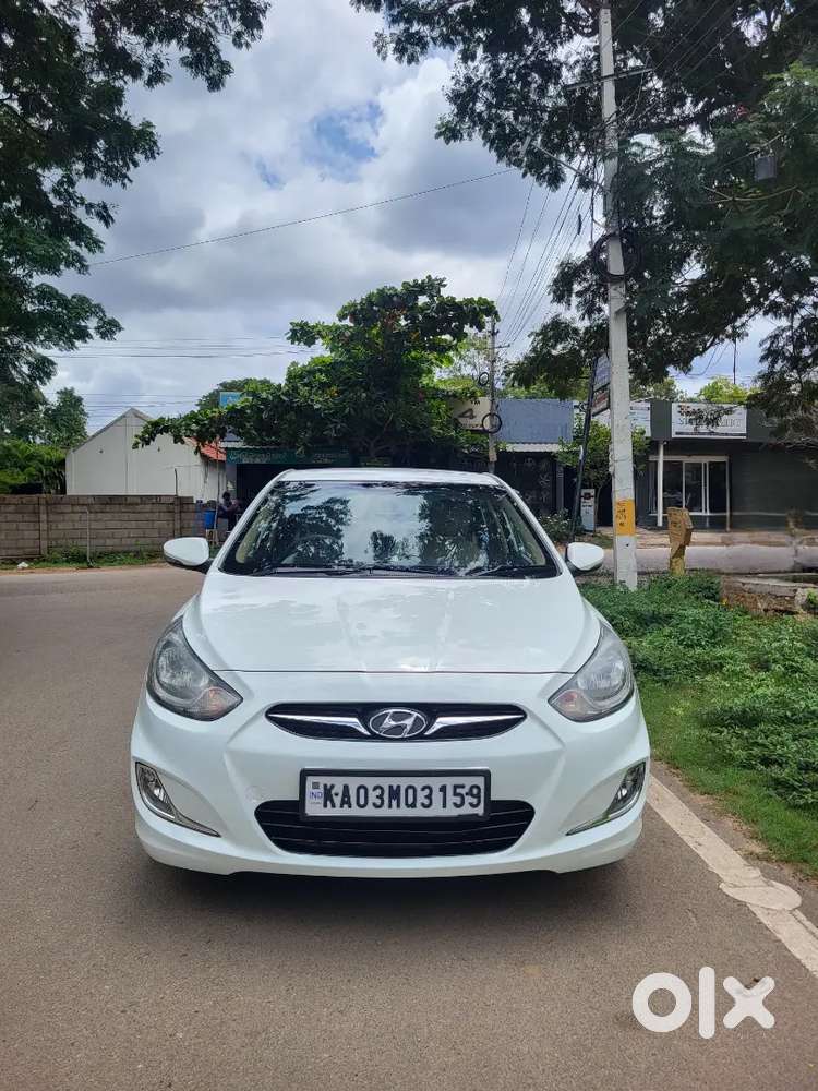 Hyundai Verna 2012 Diesel Manual