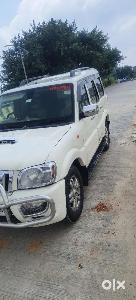 Mahindra Scorpio 2014 Diesel Vlx
