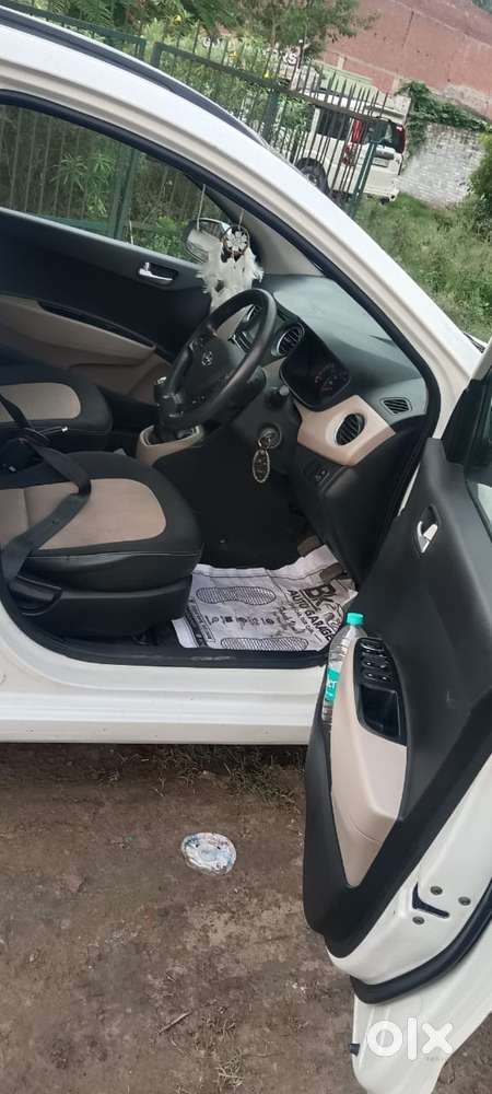 Hyundai Grand I10 1.2 Crdi Sportz Option, 2017, Petrol