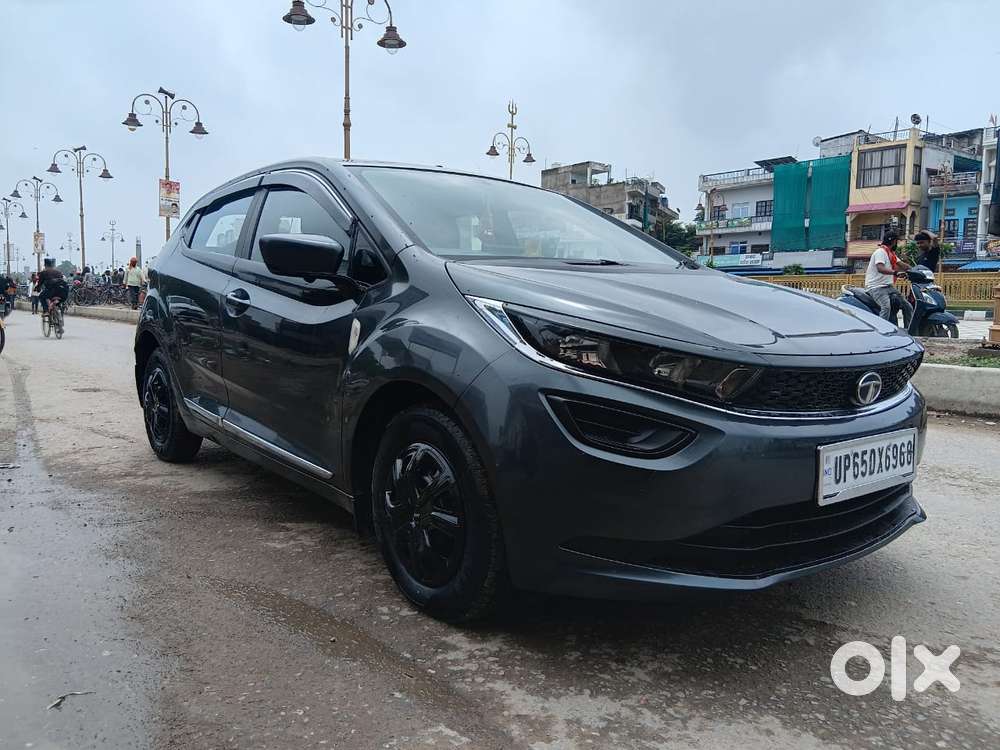 Tata Altroz 1.2 Xe, 2020, Petrol