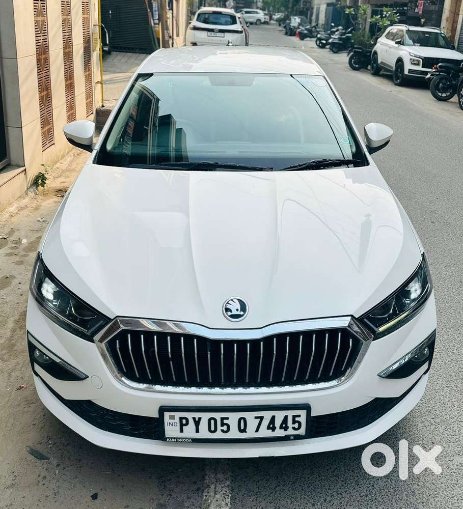 Skoda Slavia 1.0 Ambition Tsi, 2024, Petrol