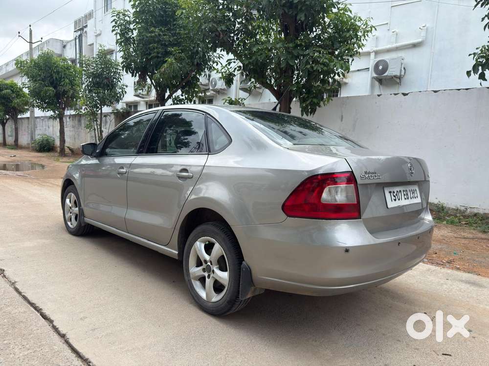 Skoda Rapid Elegance 1.6 Tdi Cr Manual, 2014, Diesel