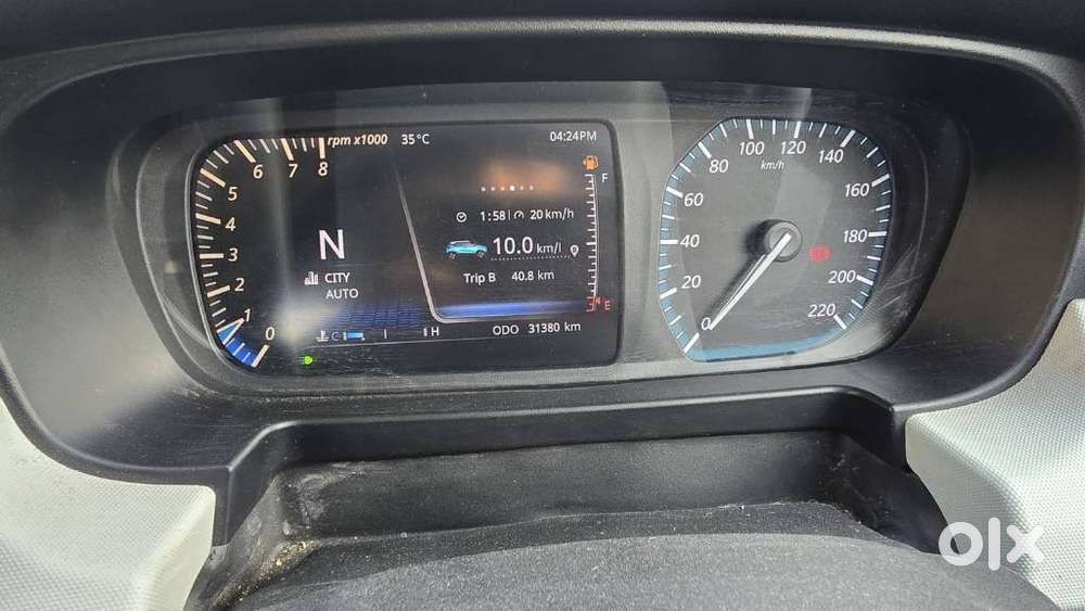 Tata Punch 1.2 Revotron Creative Amt Dual Tone, 2022, Petrol
