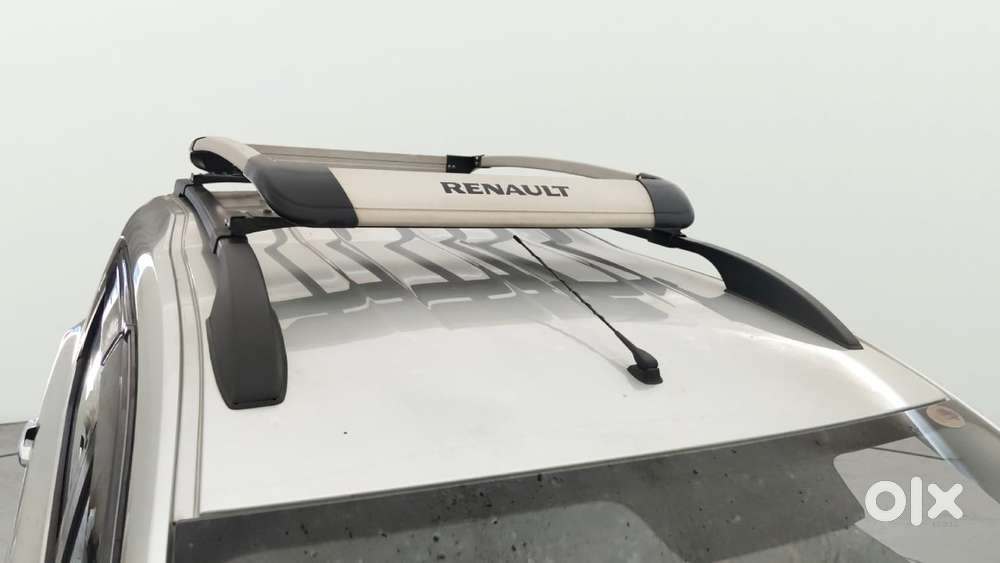 Renault Triber Rxz, 2024, Petrol