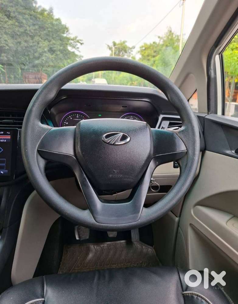 Mahindra Marazzo M2, 2018, Diesel