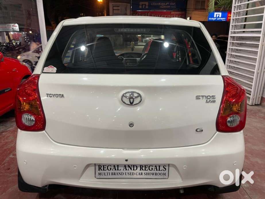 Toyota Etios Liva 2011-2012 G, 2012, Petrol