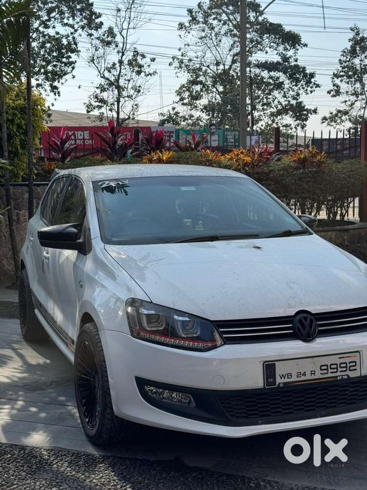 Volkswagen Polo 2013 Petrol Well Maintained With New Alloy Wheels