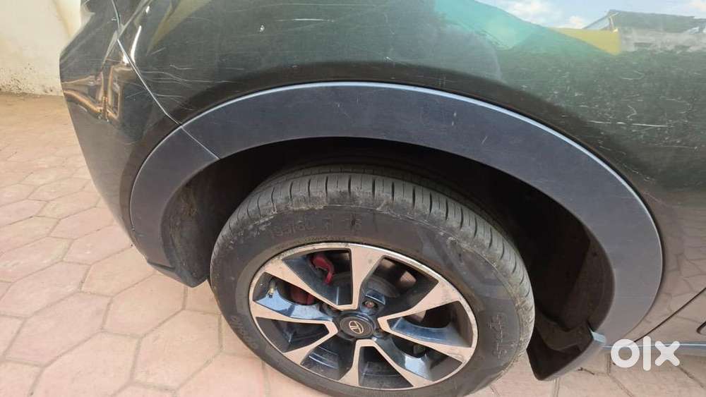 Tata Nexon Xm Petrol Manual  1st Owner  Well Maintained