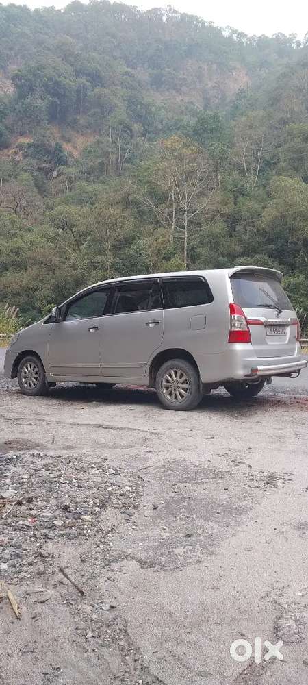 Toyota Innova 2013