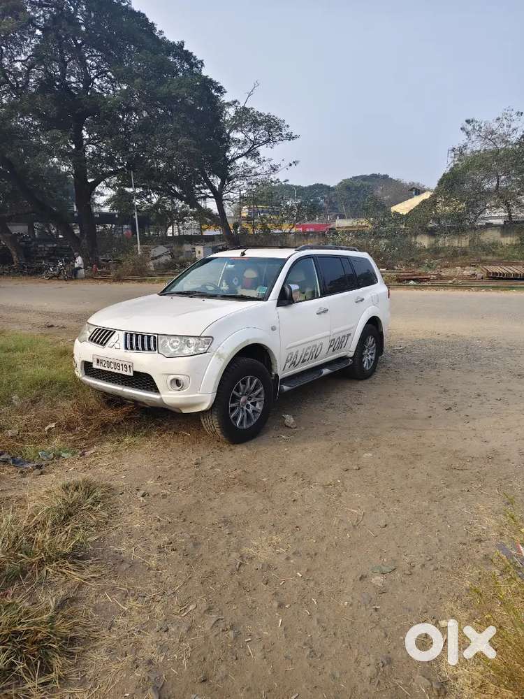 Mitsubishi Pajero Sport 2013 Diesel 165000 Km Driven