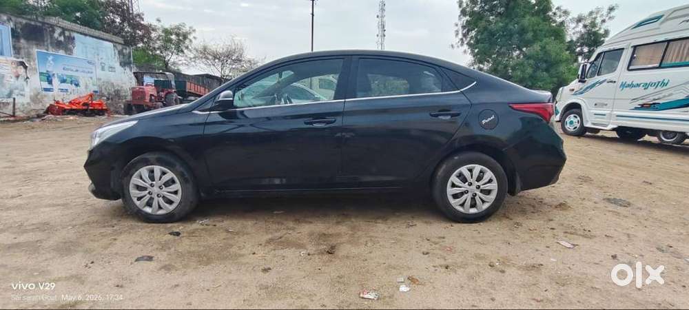 Hyundai Verna