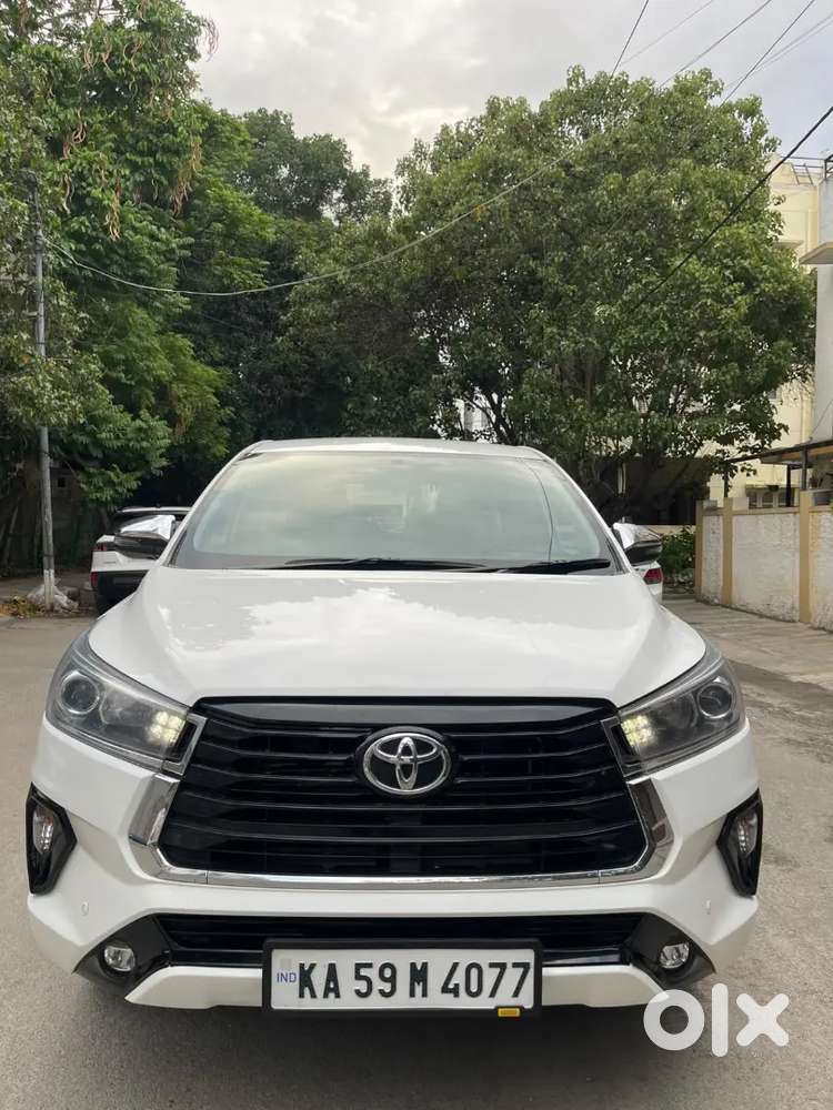 Toyota Innova Crysta 2.8z 2019