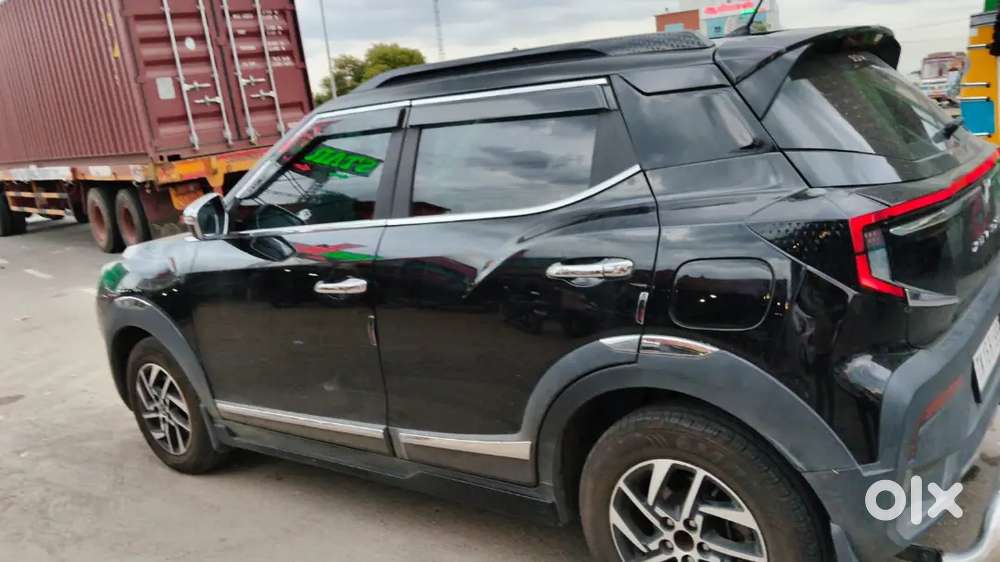 Mahindra Xuv 3xo 2024 Petrol Well Maintained