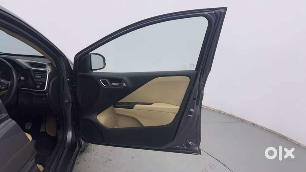 Honda City 1.5 V 4th Gen I-vtec Mt, 2022, Petrol