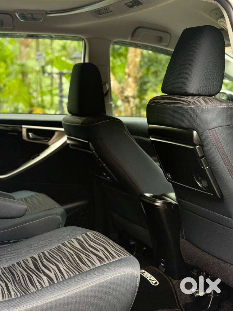 Toyota Innova Crysta 2.4 V 7 Str, 2023, Diesel