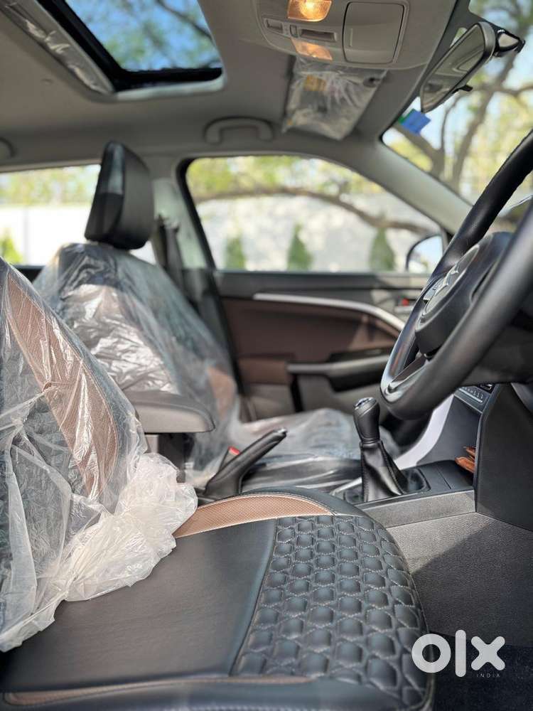 Maruti Suzuki Brezza 1.5 Zxi Plus Smart Hybrid, 2024, Petrol