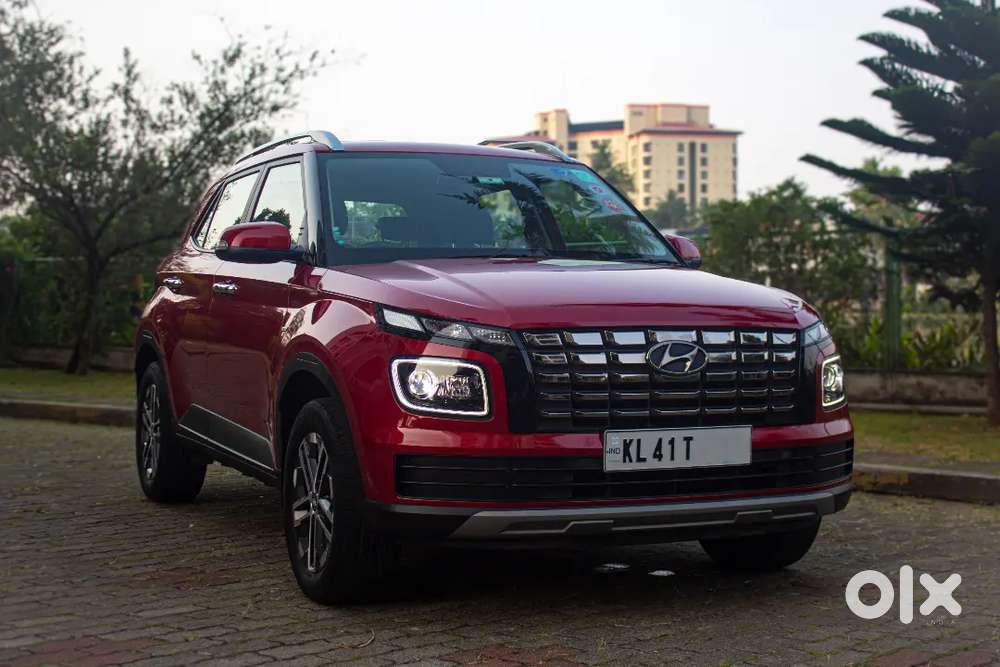 Hyundai Venue Sx(o) Turbo Dct 2023  Top Variant  Excellent Condition